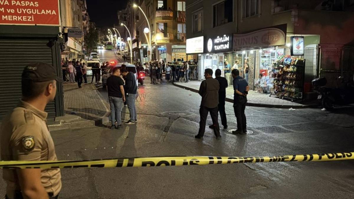 Kocaeli'deki silahlı kavgada yaralanan 17 yaşındaki gen&ccedil; hayatını kaybetti