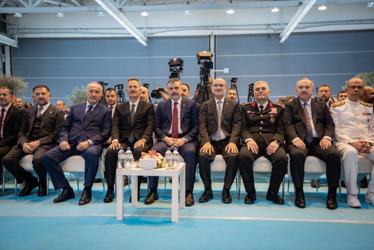 G&Ouml;KBEY helikopteri, Emniyet Genel M&uuml;d&uuml;rl&uuml;ğ&uuml; envanterine katıldı