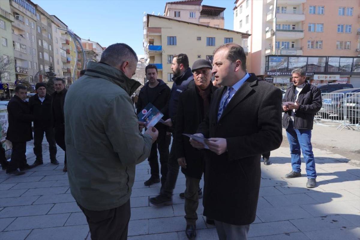 Hakkari'de vatandaşlar dolandırıcılık olaylarına karşı bilgilendirildi