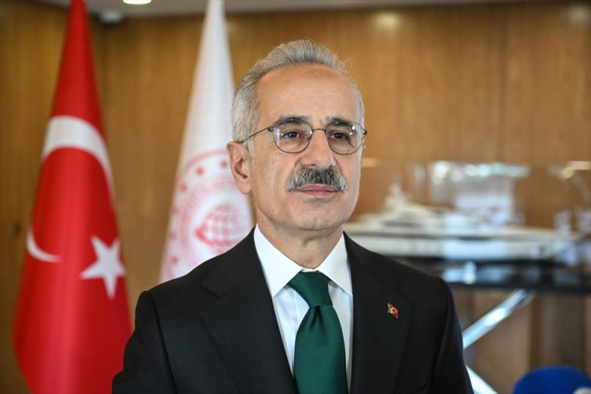 Bakan Uraloğlu, Libya askeri heyetini taşırken d&uuml;şen u&ccedil;ağın karakutu incelemesine ilişkin bilgi verdi: