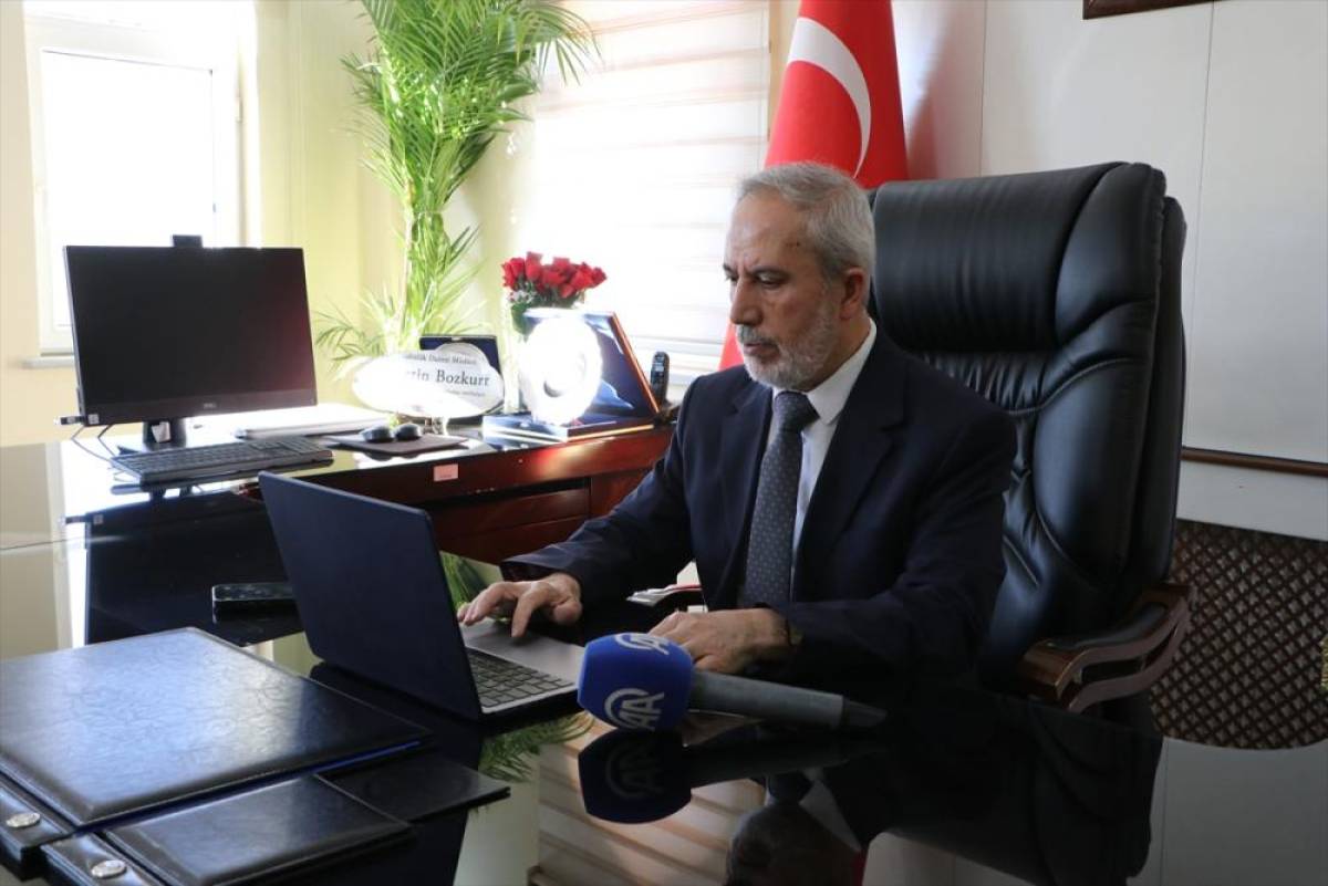 Kilis M&uuml;ft&uuml;s&uuml; Bozkurt, AA'nın "Yılın Kareleri" oylamasına katıldı