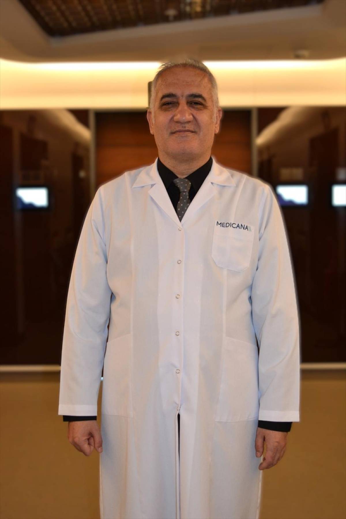 G&uuml;nde 8 saatten fazla kulaklık kullanmak kulaklara zarar verebiliyor