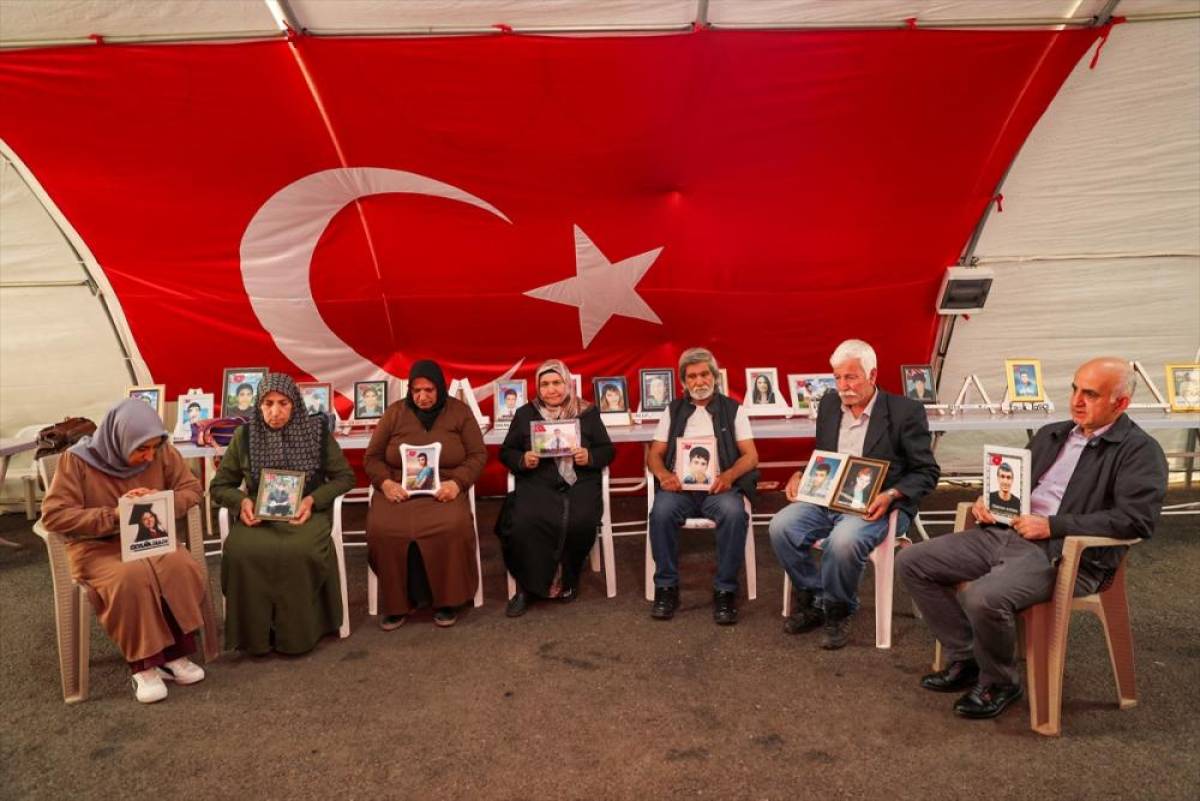 Diyarbakır anneleri evlatlarına kavuşmak istiyor