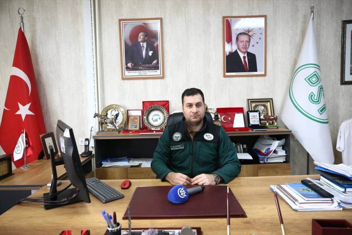 Devlet Su İşleri 172. Muş Şube M&uuml;d&uuml;r&uuml; Fırat, AA'nın "Yılın Kareleri" oylamasına katıldı