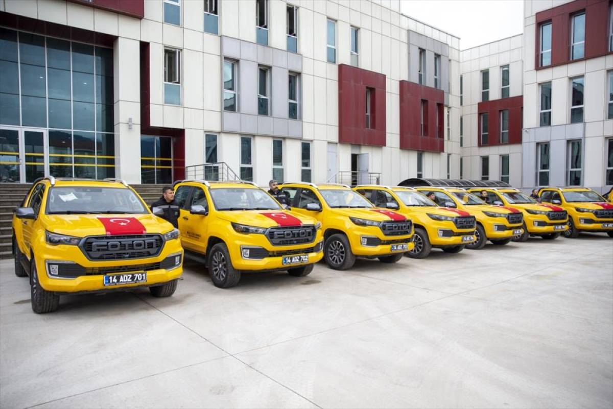 Bolu İl &Ouml;zel İdaresinin filosuna 17 ara&ccedil; katıldı