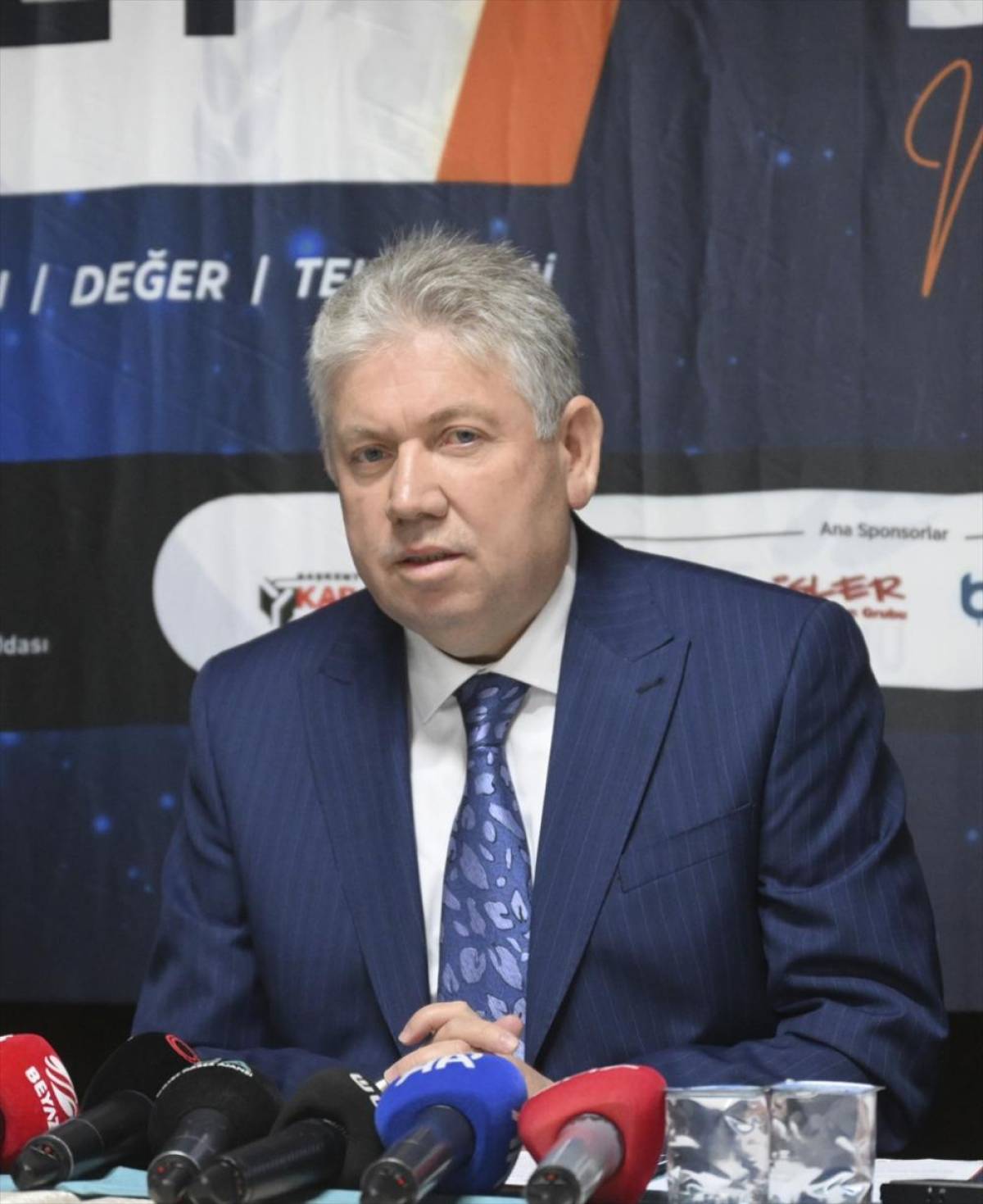 "Maariften Medeniyete Eğitim Zirvesi" 9 Mayıs'ta Ankara Ticaret Odası'nda d&uuml;zenlenecek