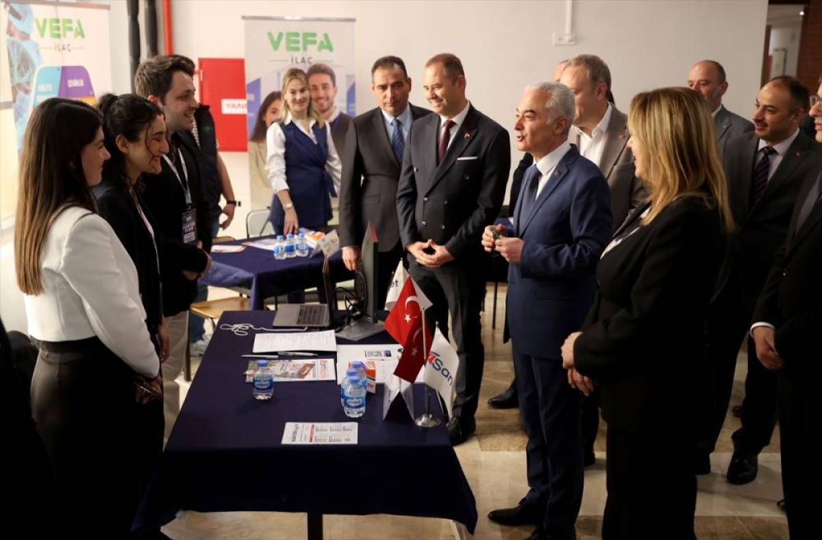 Kırklareli &Uuml;niversitesi'nde Kariyer Fuarı d&uuml;zenlendi