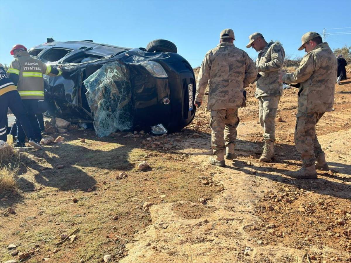 Mardin'deki trafik kazasında 3 kişi hayatını kaybetti, 5 kişi yaralandı