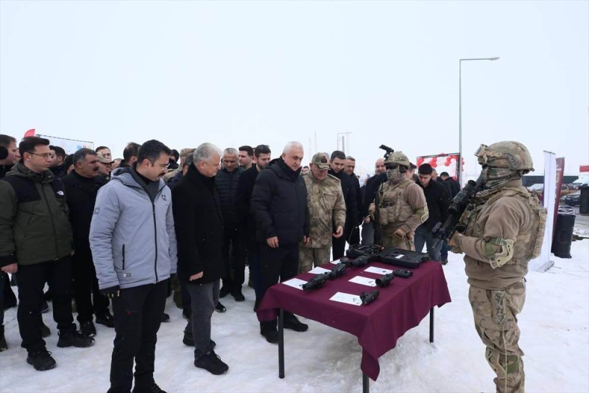 Muş'ta "Kar Festivali" d&uuml;zenlendi