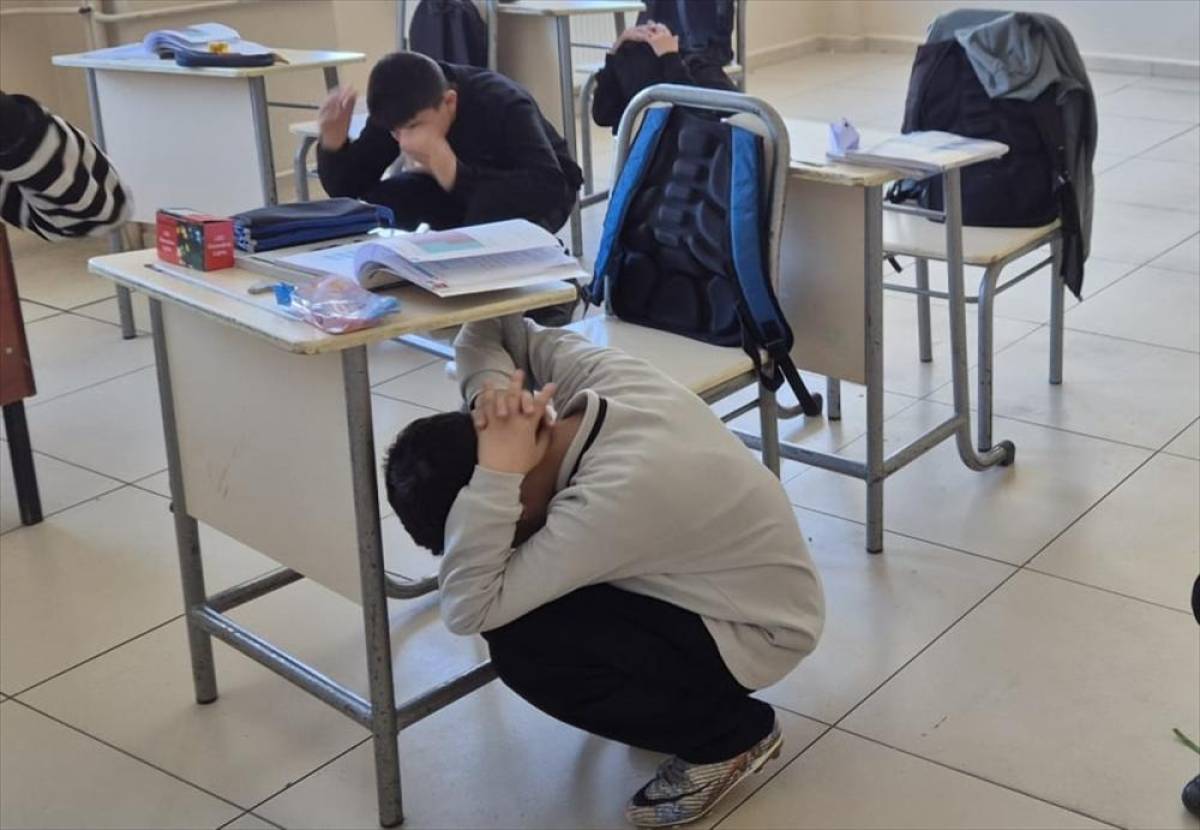 Baskil'de deprem tatbikatı yapıldı