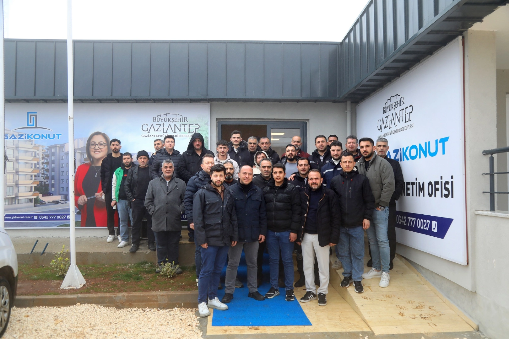 Gaziantep'te OSB &ccedil;alışanlarına Gazi Konut i&ccedil;in yerinde tanıtım