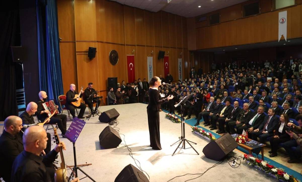 Orta Karadeniz Kariyer Fuarı OKAF'26 Samsun'da başladı