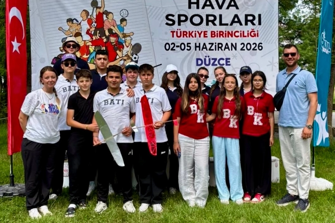 Keşanlı gen&ccedil;ler Model Plan&ouml;rde T&uuml;rkiye &uuml;&ccedil;&uuml;nc&uuml;s&uuml; oldu