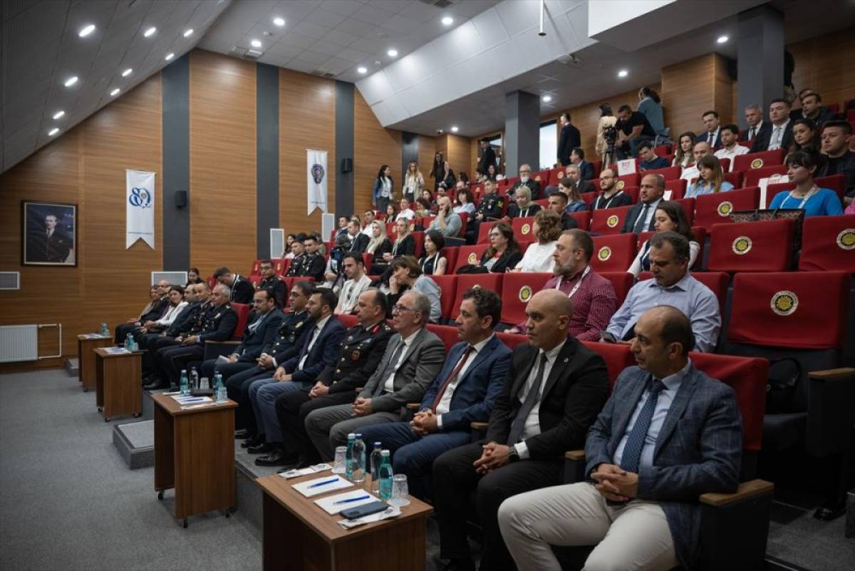 Başkentte "Adli Bilimlerde Yapay Zeka &Ccedil;alıştayı" d&uuml;zenlendi