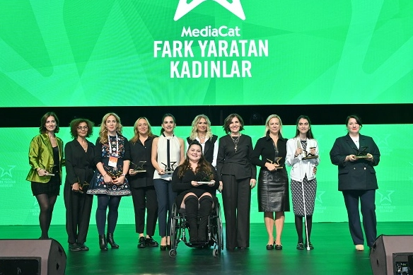 Fark yaratan kadınlar sahnede ışıldadı