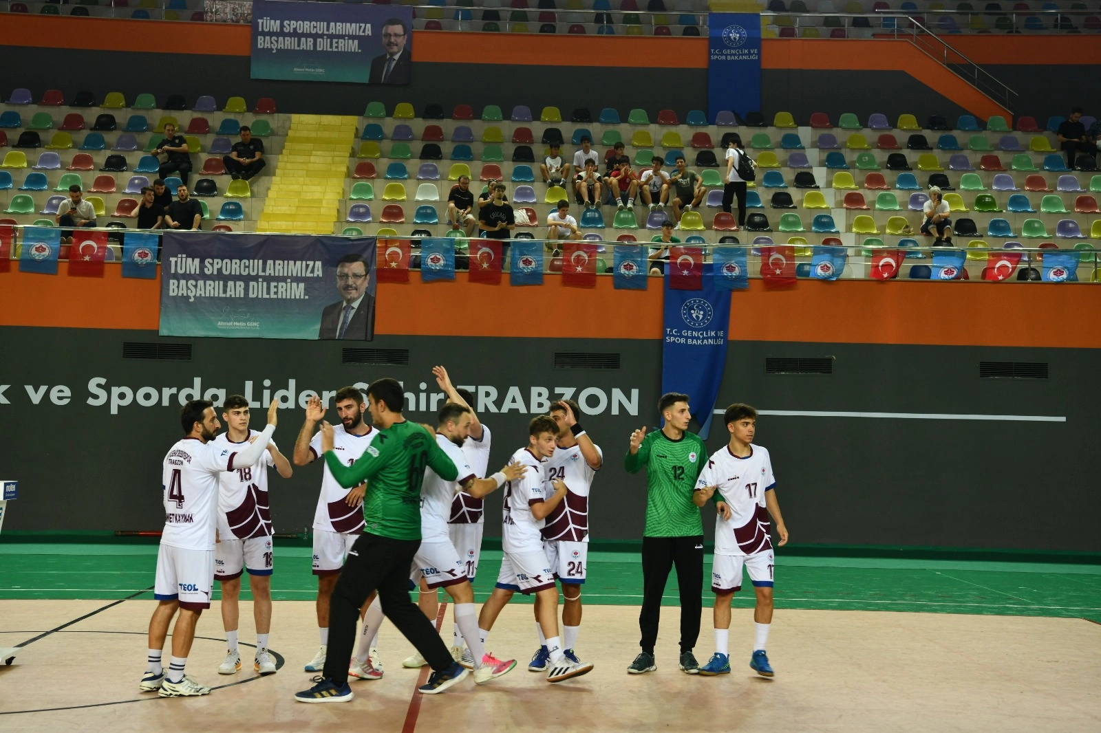 Trabzon B&uuml;y&uuml;kşehir Hentbol Takımı, Ankara&rsquo;yı ağırladı