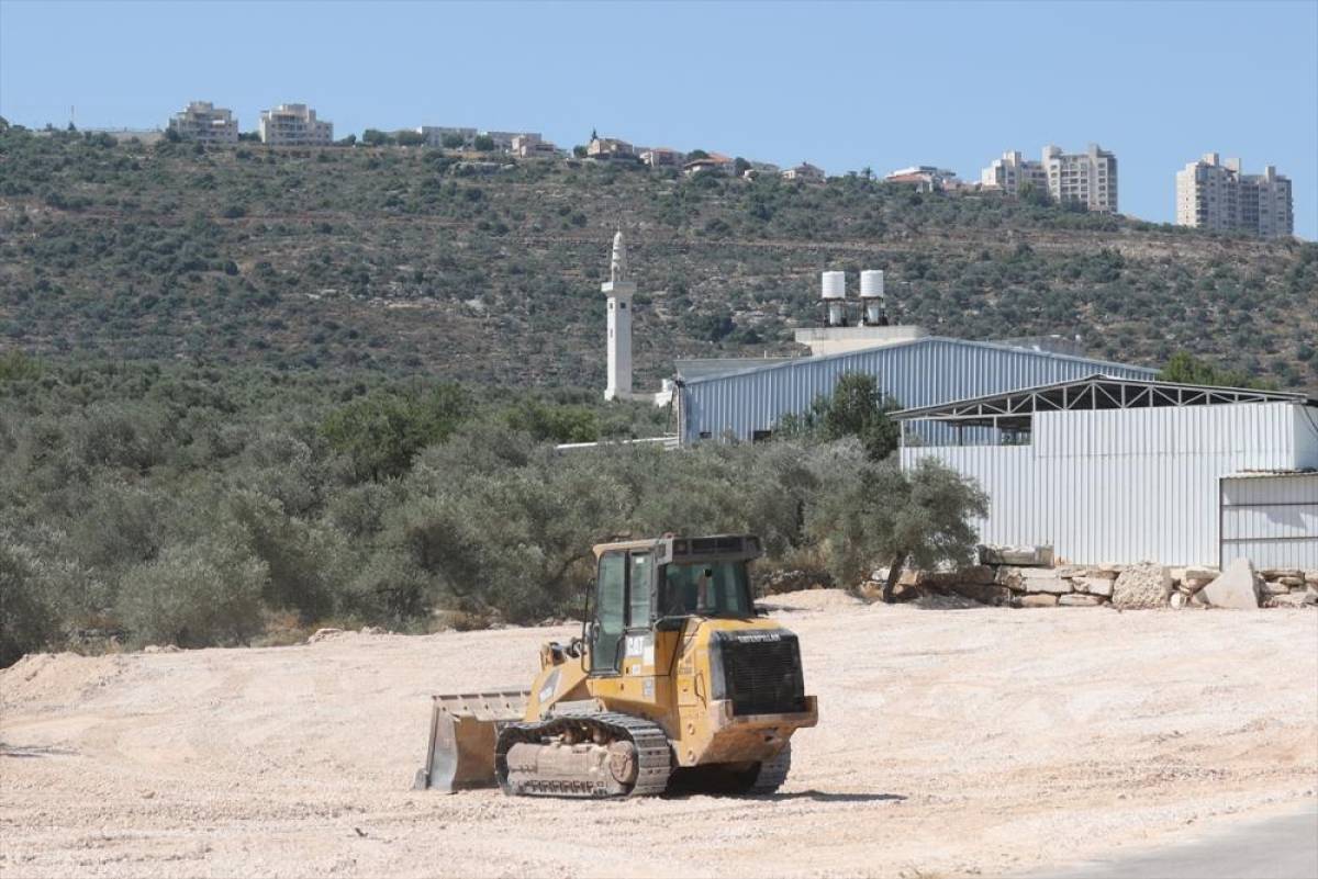 İşgal altındaki Batı Şeria'nın Marda k&ouml;y&uuml;, İsrail yerleşim projeleriyle kuşatılıyor