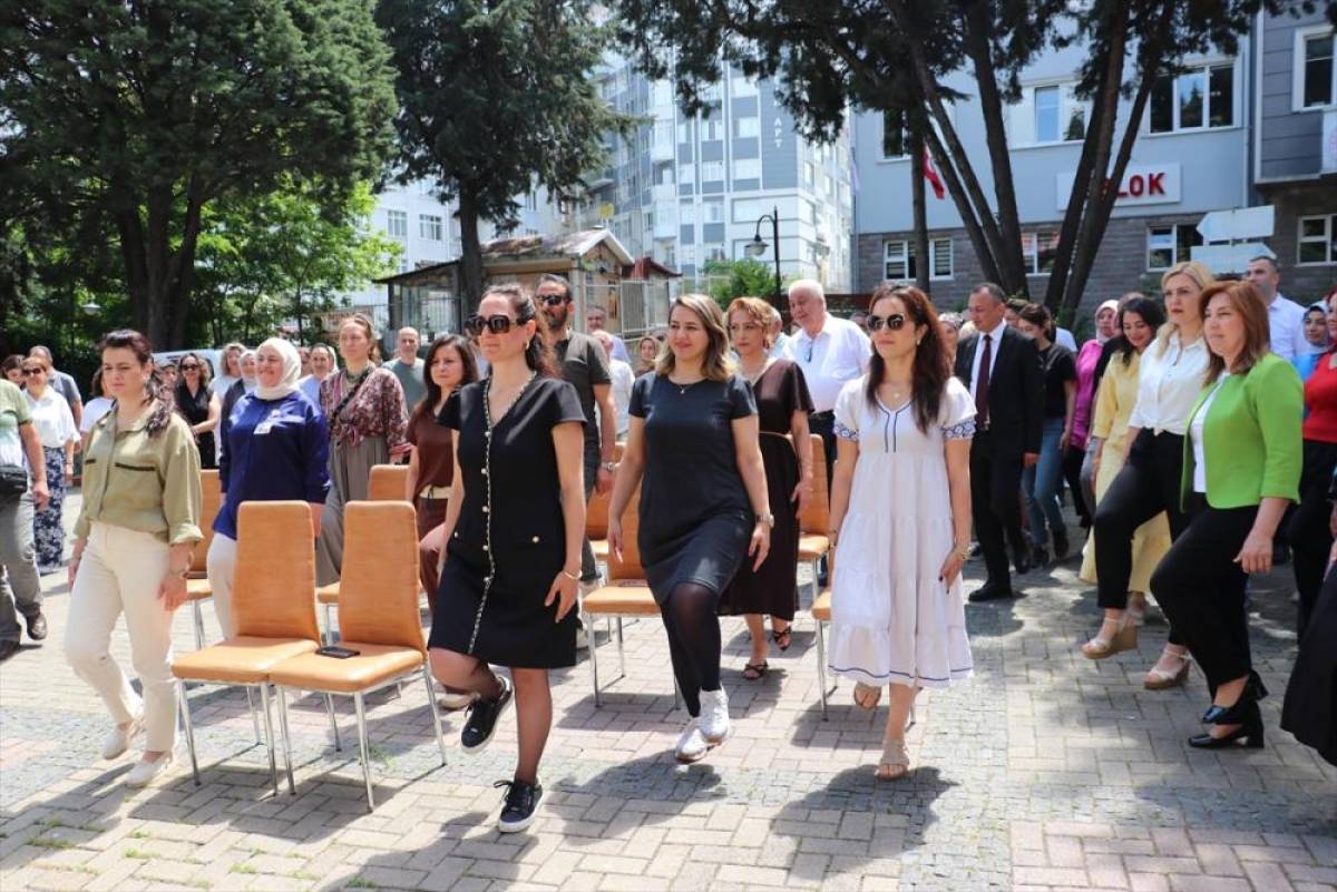 Samsun'da "Hareket Yaşını &Ouml;ğren, Sağlıklı Yaşa" etkinliği yapıldı