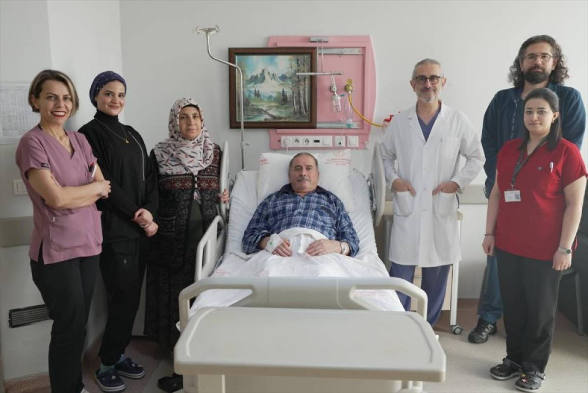 Malatya'da y&uuml;ksekten d&uuml;şme sonucu aort damarı yırtılan hasta ameliyatla sağlığına kavuştu