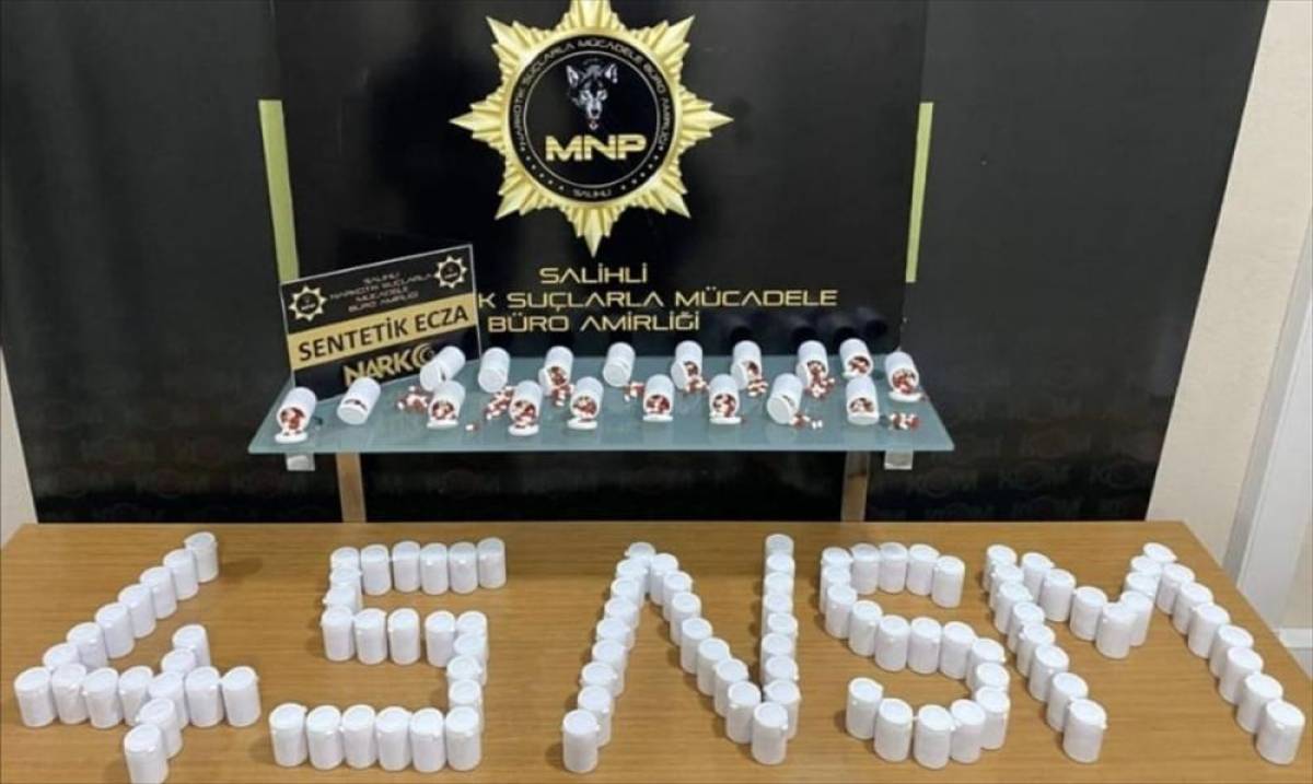 Manisa'da uyuşturucu ticareti yaptıkları iddiasıyla 7 ş&uuml;pheli tutuklandı