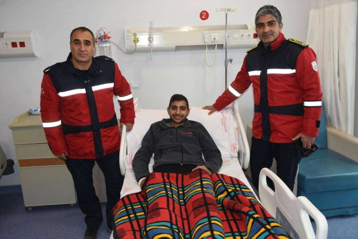 Boğulma tehlikesi ge&ccedil;iren gen&ccedil; 5 ay sonra y&uuml;r&uuml;meye başladı