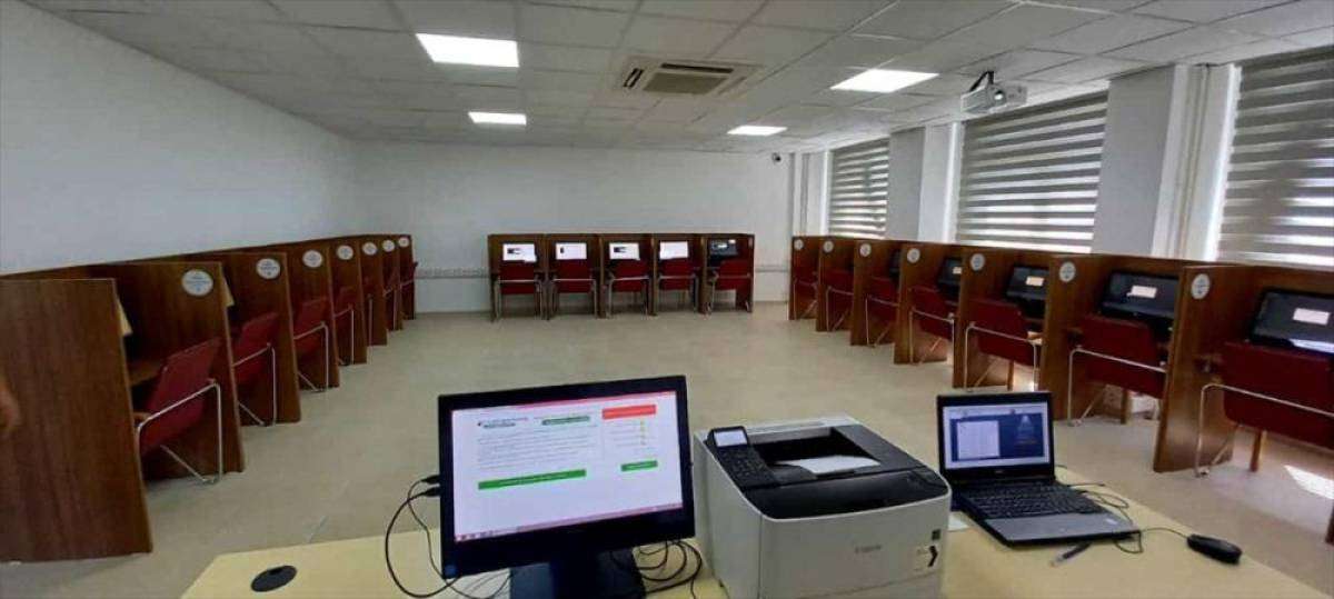 Hakkari'de 3 E-Sınav Merkezi a&ccedil;ıldı