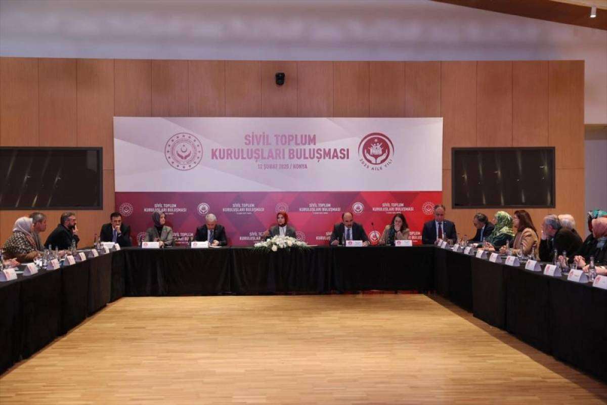 Bakan G&ouml;ktaş, Konya'da sivil toplum kuruluşlarının temsilcileriyle buluştu