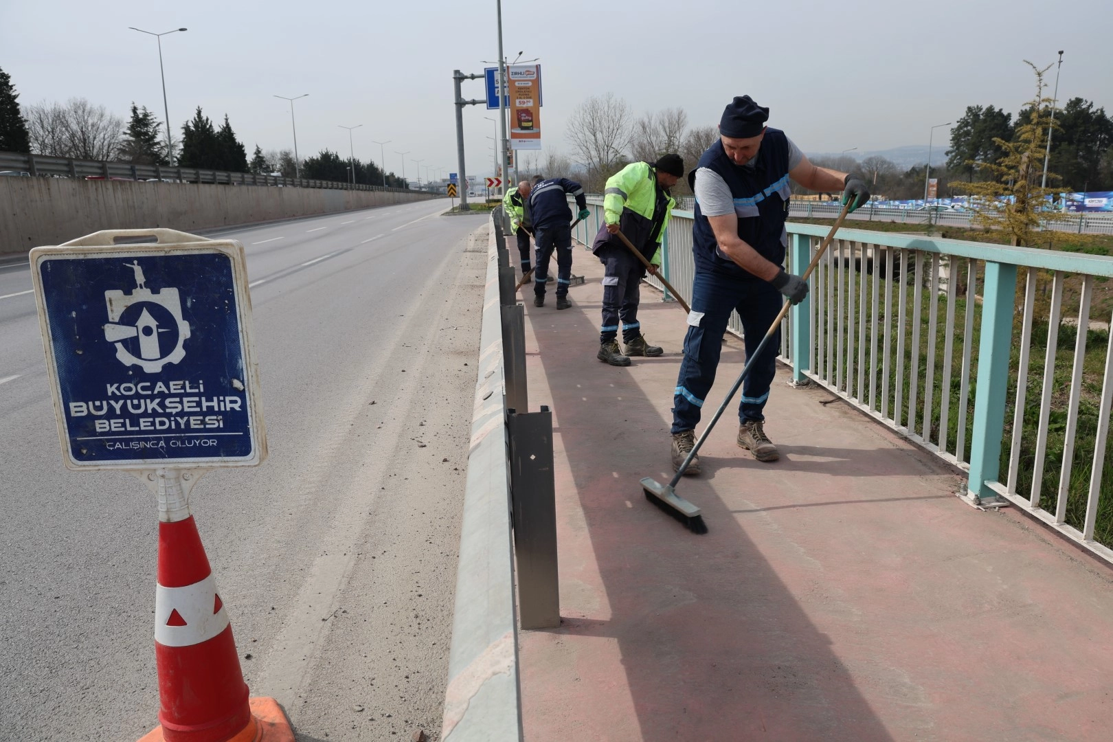 Kocaeli B&uuml;y&uuml;kşehir&rsquo;den bayram &ouml;ncesi temizlik seferberliği