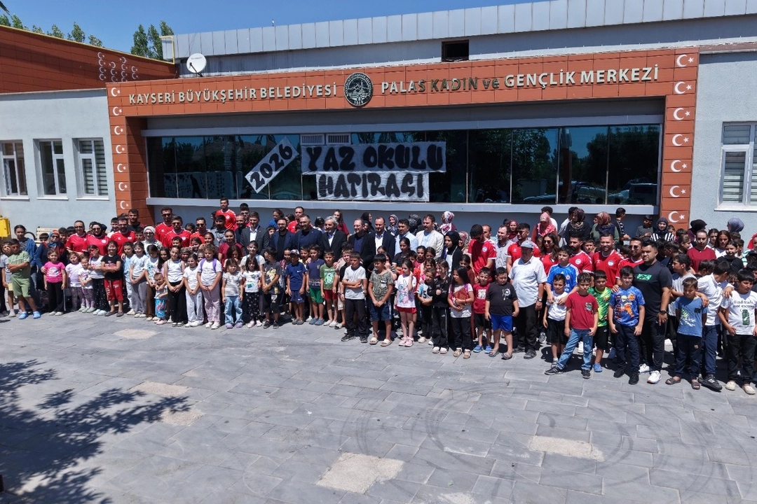 Kayseri B&uuml;y&uuml;kşehir yaz okullarından g&ouml;rkemli final