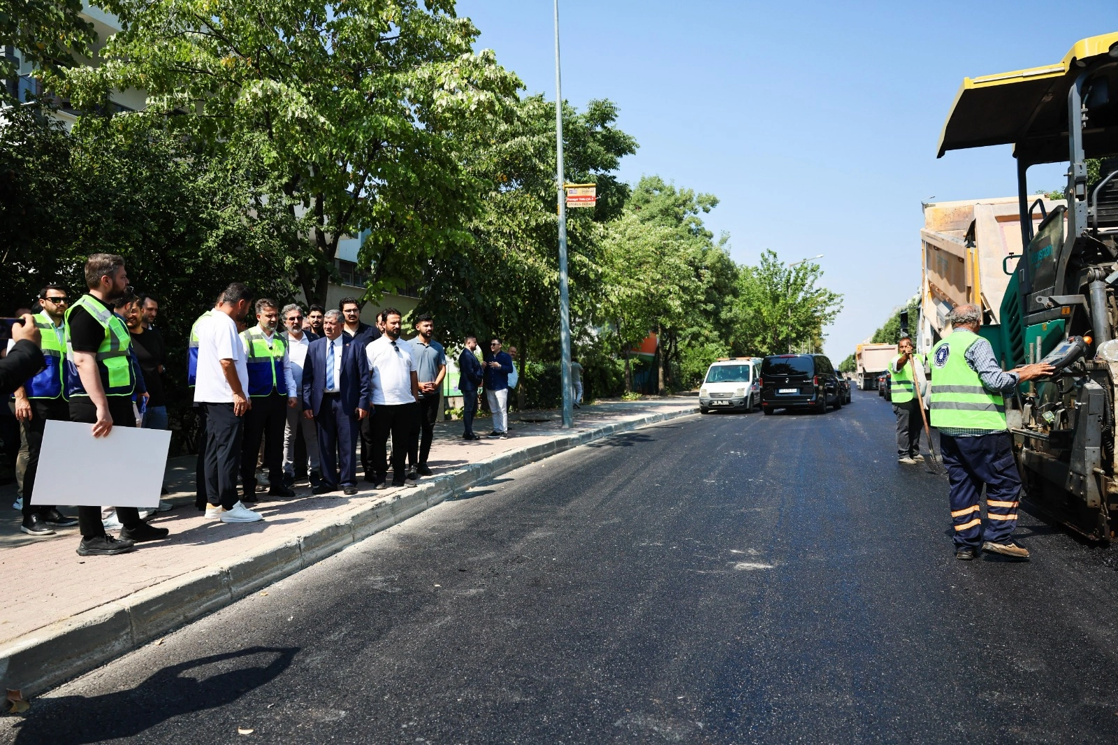 Bursa Panayır'ın altyapı ve yollarına B&uuml;y&uuml;kşehir eli