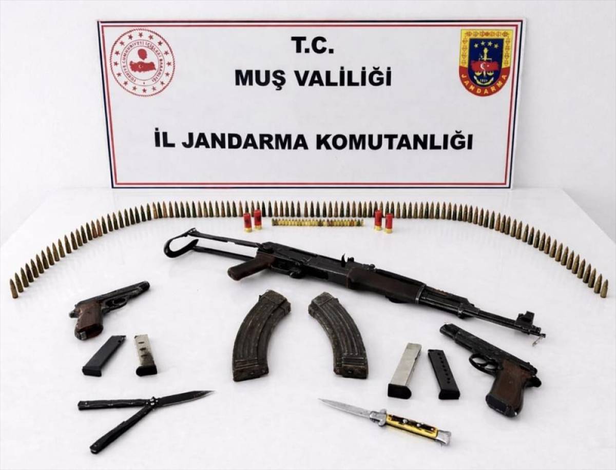 Muş'ta silah ve m&uuml;himmat ele ge&ccedil;irildi