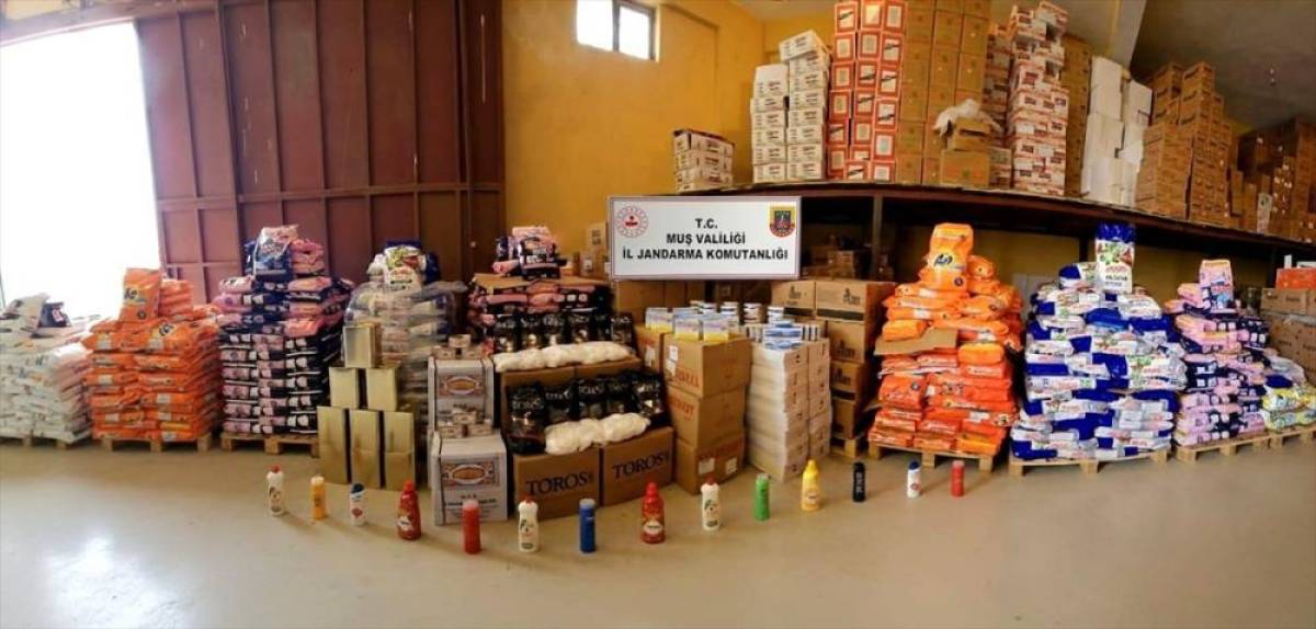 Muş'ta sahte temizlik &uuml;r&uuml;n&uuml; ve bandrols&uuml;z sigara malzemesi ele ge&ccedil;irildi