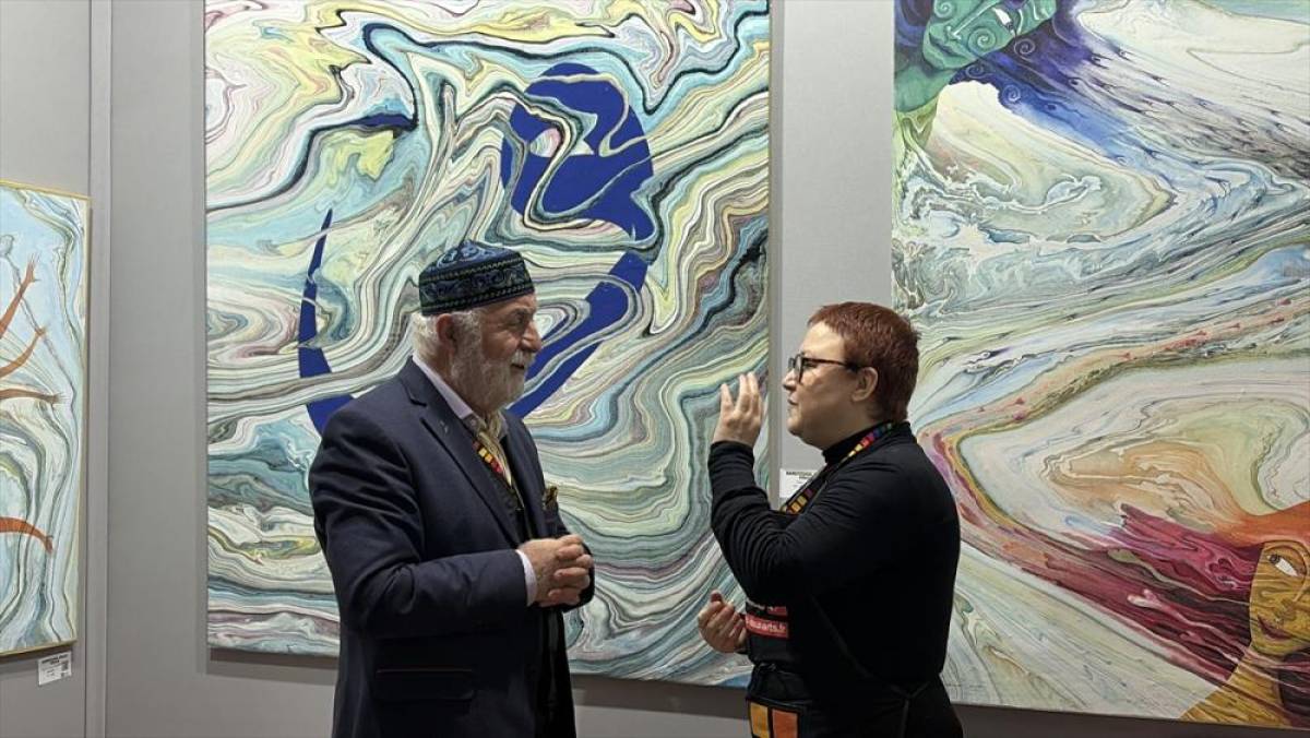 Paris'te "Art Capital" uluslararası sanat fuarında ebru sanatı tanıtılacak