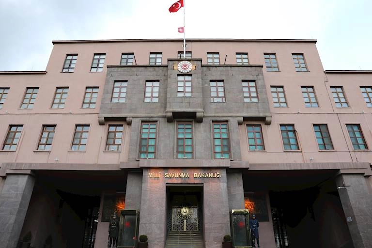 MSB: İran'dan ateşlenen &uuml;&ccedil;&uuml;nc&uuml; f&uuml;ze engellendi!