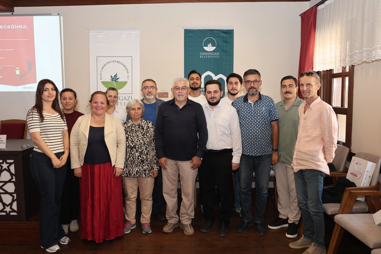 Osmangazi Belediyesi&rsquo;nden &ccedil;ocukların geleceğine sahip &ccedil;ıkan sempozyum