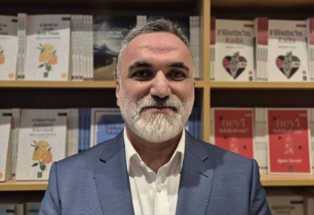 Ekin Yayın Grubu, Fatih'teki yeni mekanında okurlarını ağırlayacak