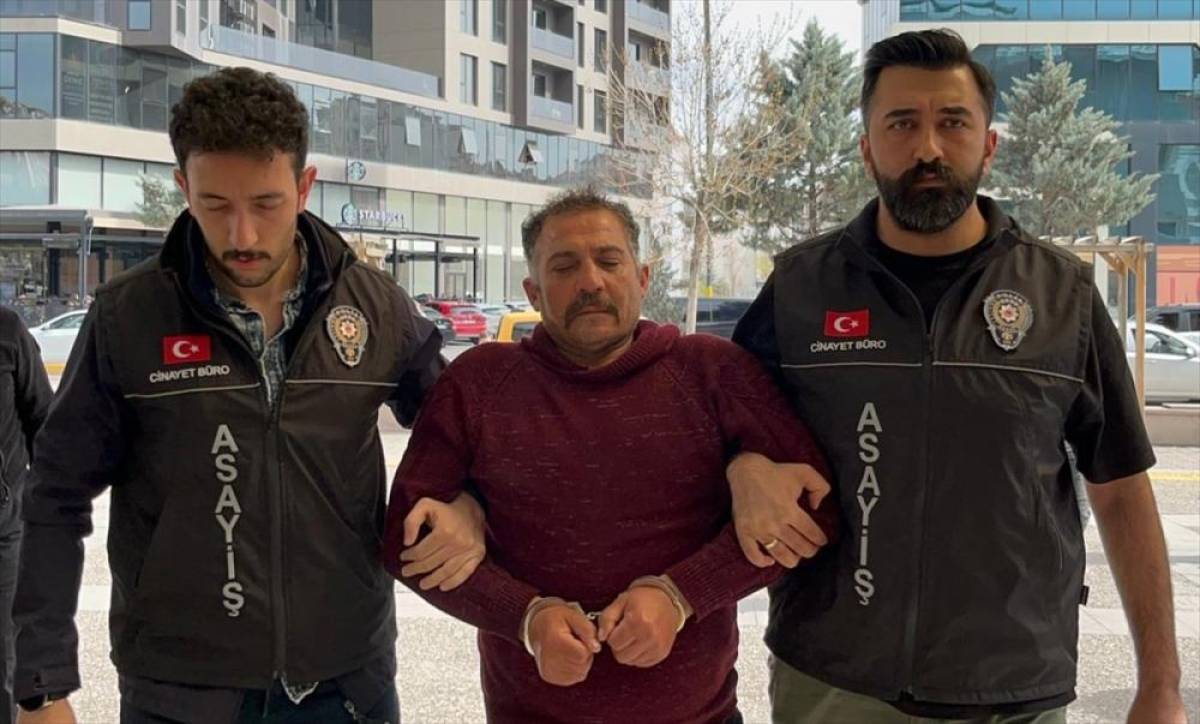 Aksaray'da tartıştığı eski kayınpederini &ouml;ld&uuml;ren zanlı tutuklandı