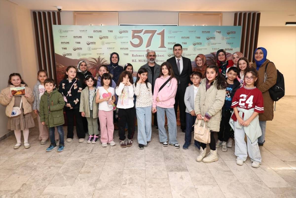"571 Rahmet Peygamberi Hz. Muhammed" filminin galası yapıldı