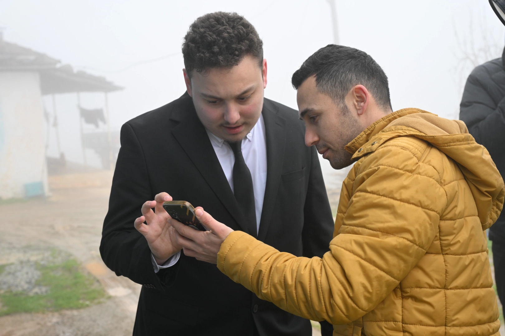 Manisa B&uuml;y&uuml;kşehir&rsquo;den 600 aileye huzur veren bileklik