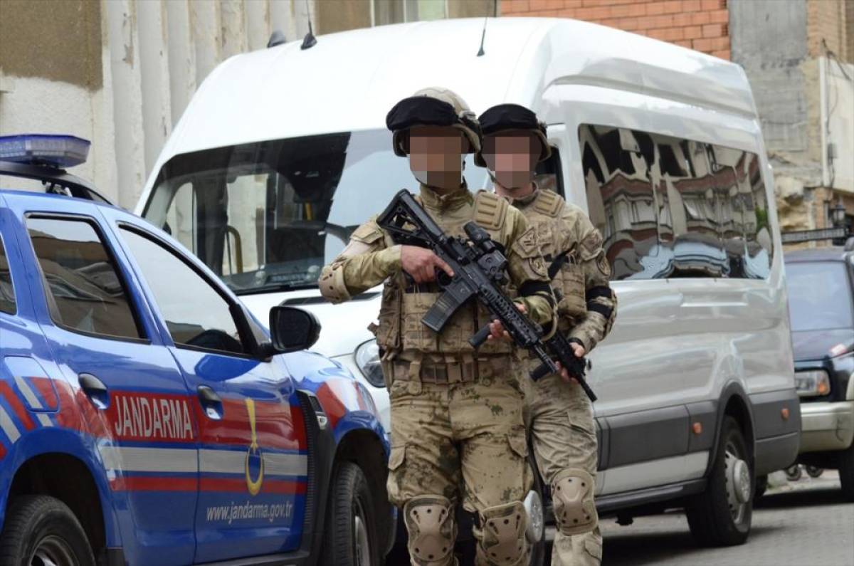 Aydın merkezli dolandırıcılık operasyonunda 6 ş&uuml;pheli tutuklandı