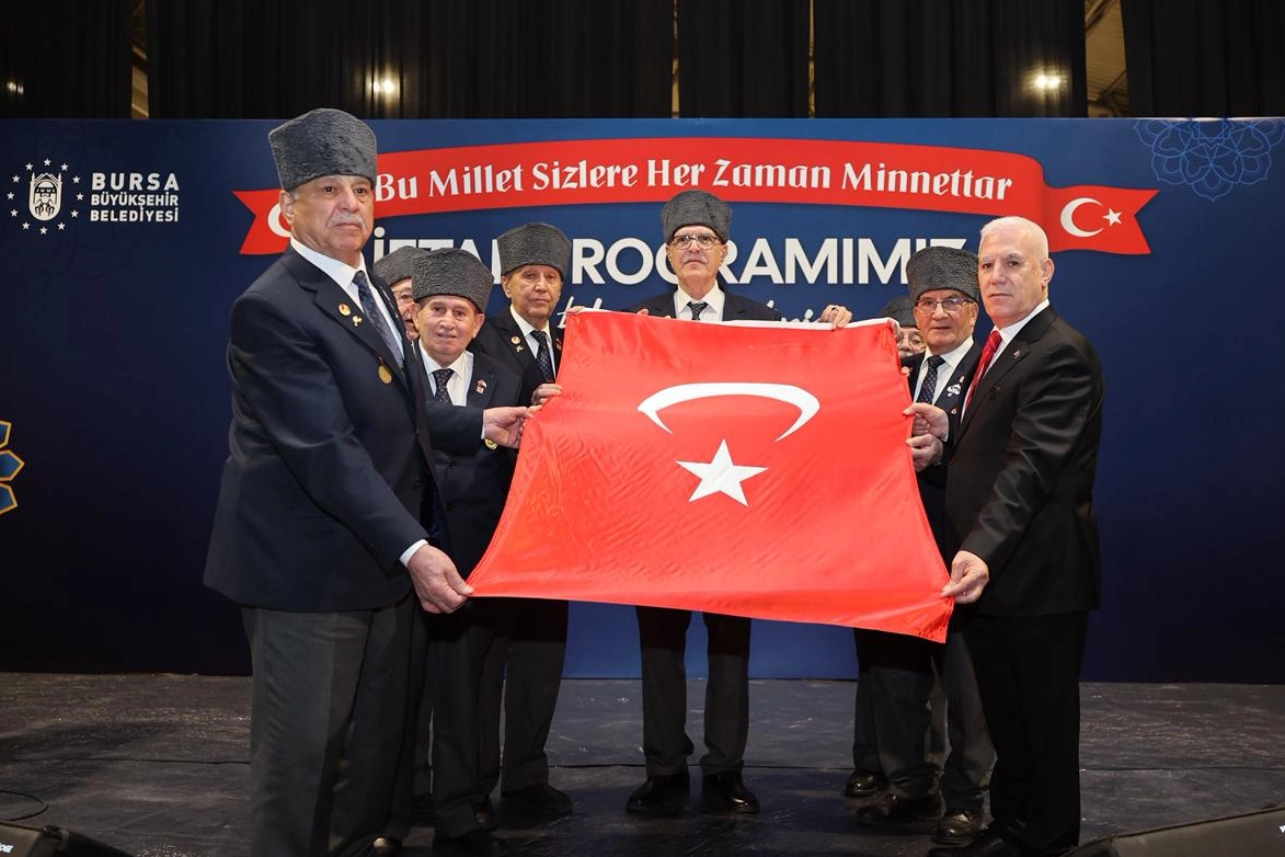 Bursa'da şehit aileleri ve gaziler B&uuml;y&uuml;kşehir'in kardeşlik sofrasında buluştu