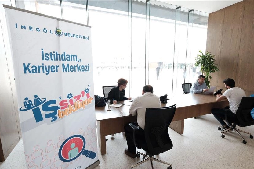 Bursa İneg&ouml;l İstihdam ve Kariyer Merkezi 2850 kişiyi iş sahibi yaptı