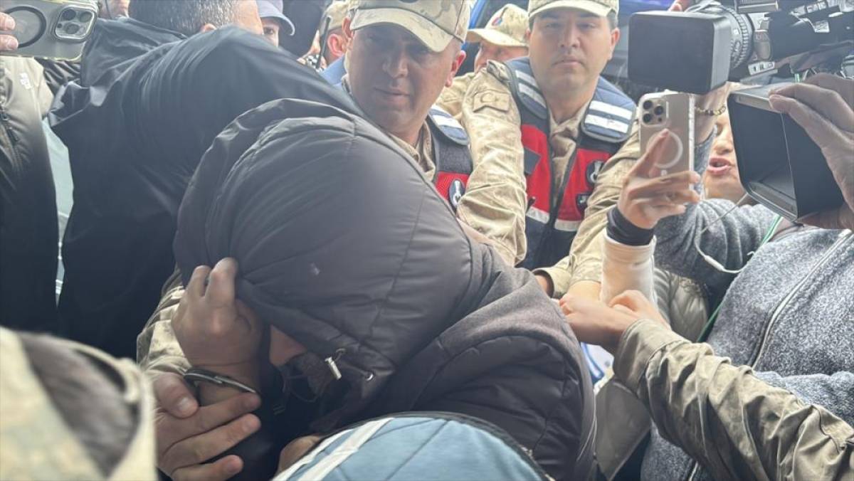 G&uuml;listan Doku soruşturmasında d&ouml;nemin Tunceli Devlet Hastanesi Başhekimi &Ouml;zdemir adliyeye sevk edildi