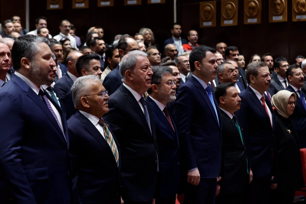 Memduh B&uuml;y&uuml;kkılı&ccedil; Kayseri'nin  'Su Master Planı'nı anlattı