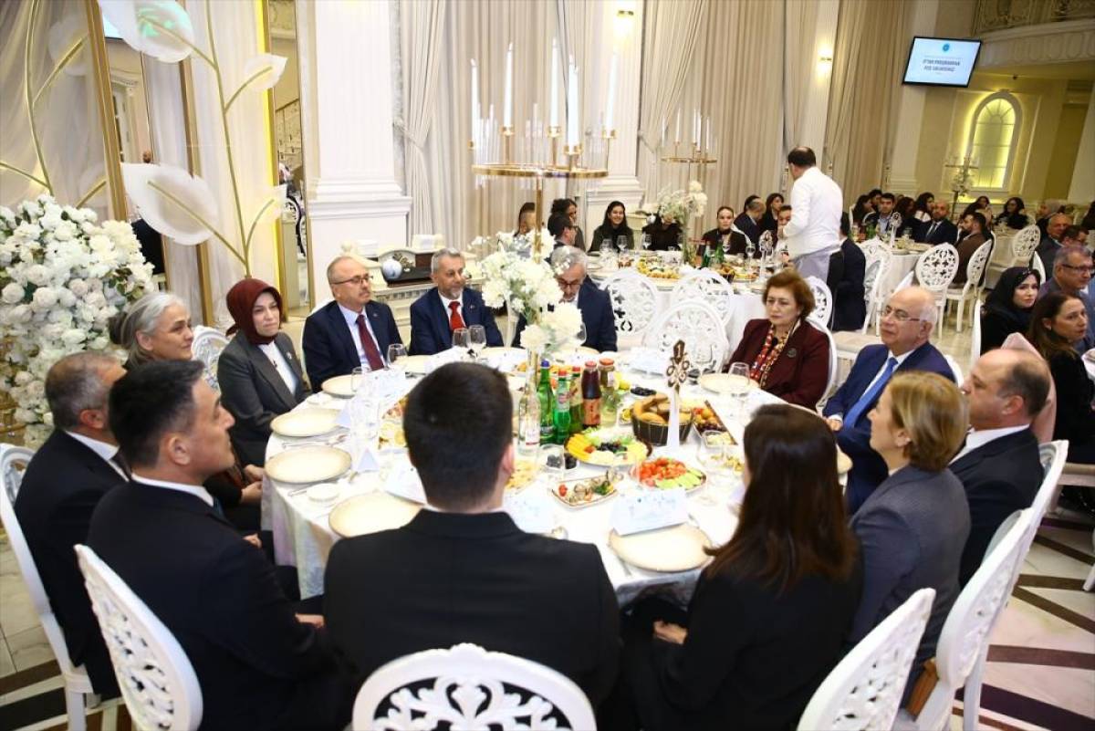 T&uuml;rkiye Maarif Vakfı Bak&uuml;'de iftar programı d&uuml;zenledi