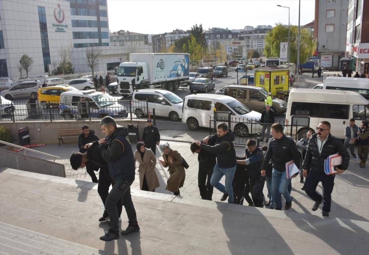 Tekirdağ merkezli dolandırıcılık operasyonunda 8 şüpheli yakalandı