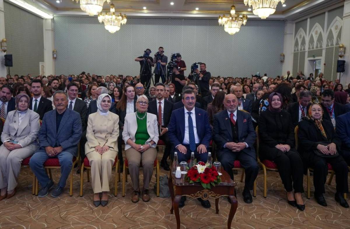 Aile ve Sosyal Hizmetler Bakanı G&ouml;ktaş, 2. Yaşlılık Şurası'nın kapanışında konuştu: