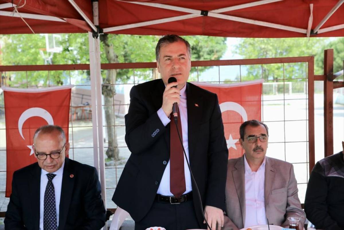 Kahramanmaraş'taki okul saldırısında hayatını kaybeden &ouml;ğretmen Manisa'da anıldı