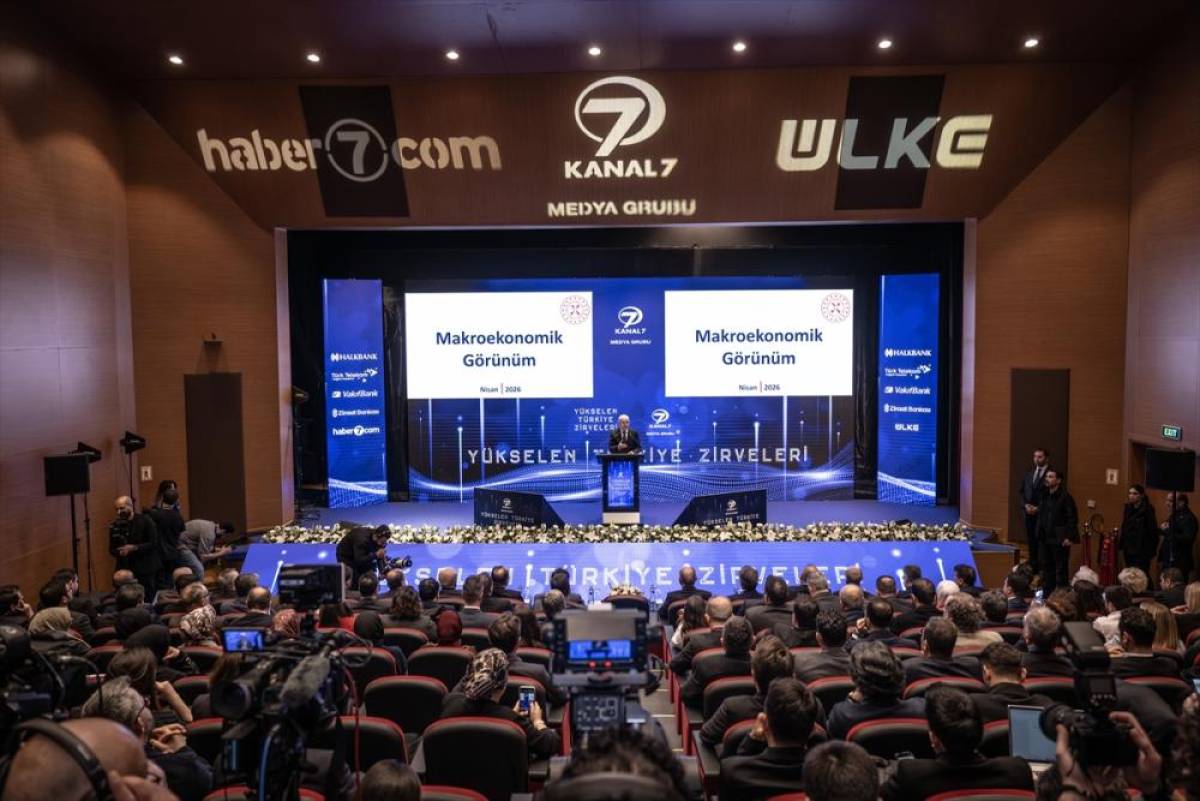 Hazine ve Maliye Bakanı Şimşek, "Y&uuml;kselen T&uuml;rkiye Zirveleri"nde konuştu: (3)