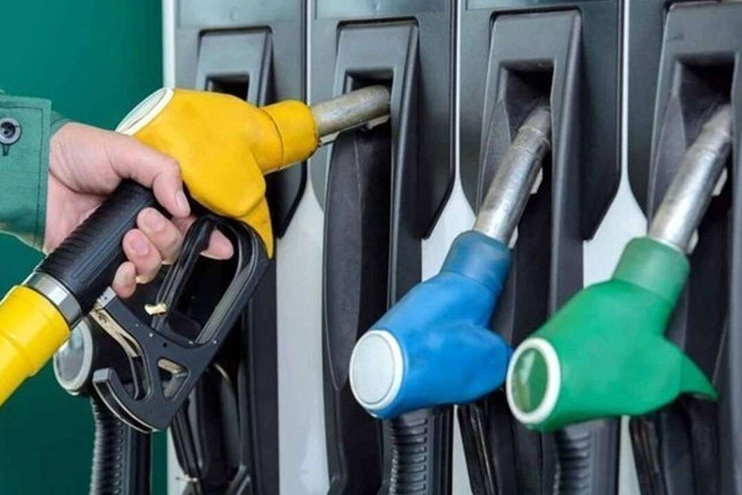 Orta Doğu&rsquo;da sular ısındı, petrol y&uuml;kseldi